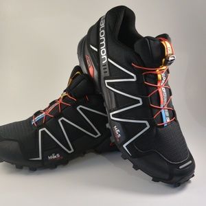 NWOT! NEVER WORN! - Salomon Ortholite Speedcross
